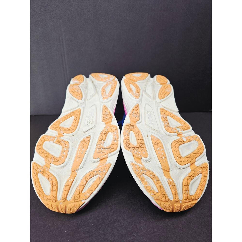 Hoka Women 6.5 Comfy footwear - Picture 5 of 9